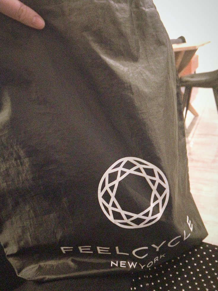 FEELCYCLE自由が丘初回体験暗闇エクササイズ